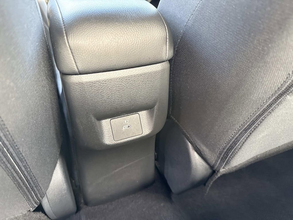 Certified 2024 Nissan Versa SV w/ Trunk Package image 14