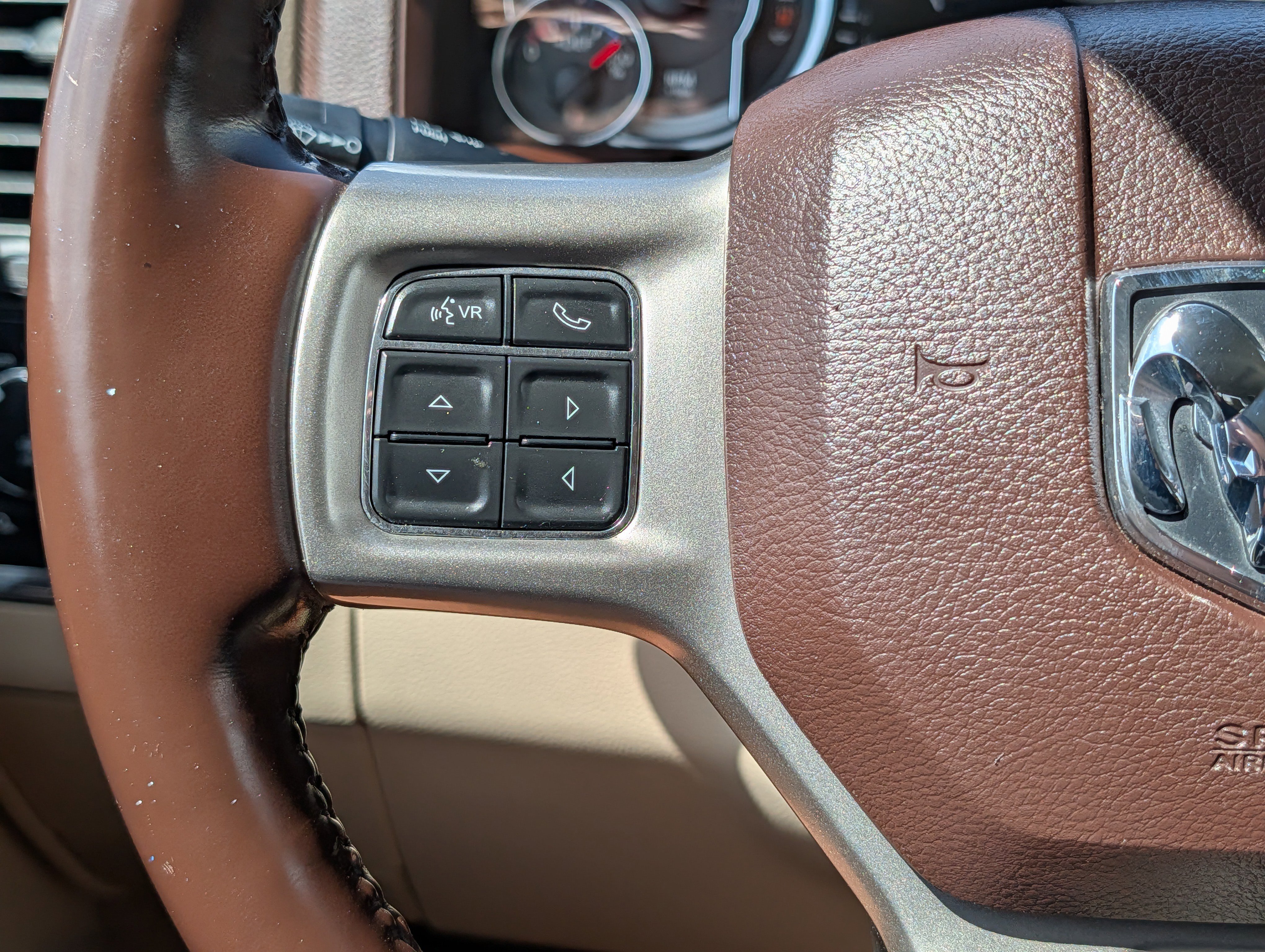 Used 2018 RAM 2500 Laramie image 27