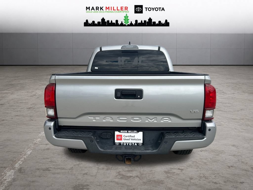 Certified 2018 Toyota Tacoma TRD Sport AWD/4WD image 4