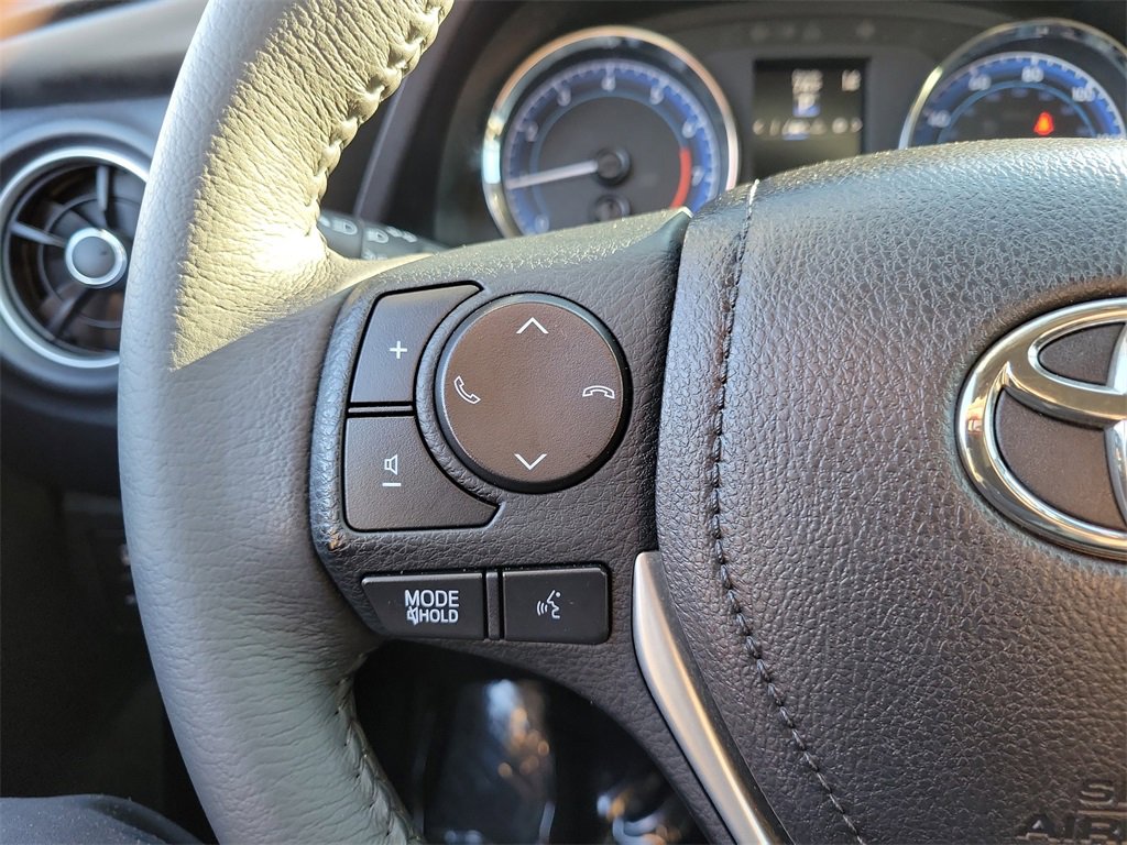 Used 2018 Toyota Corolla SE image 5