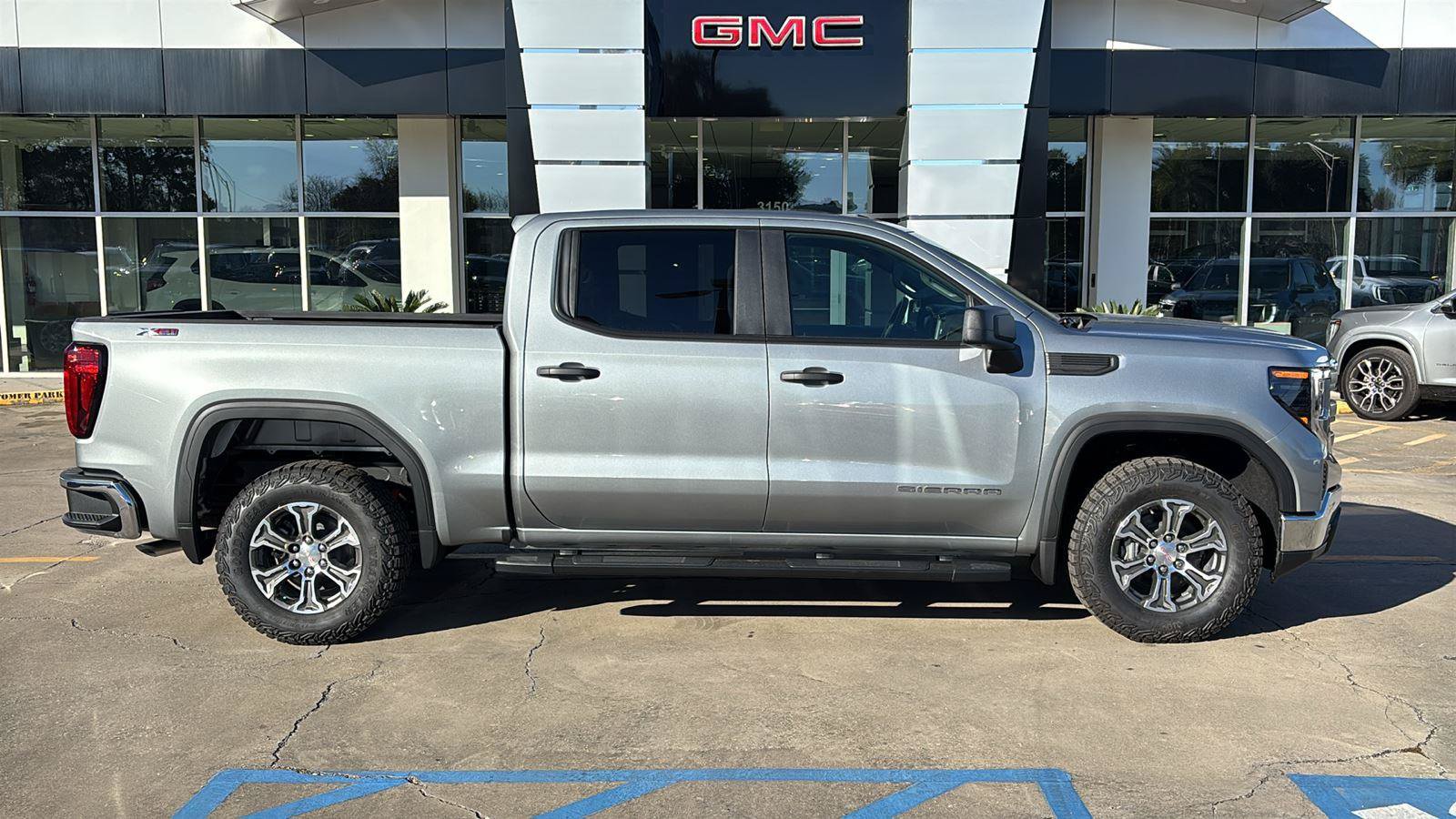New 2026 GMC Sierra 1500 Pro w/ Pro Value Package AWD/4WD image 9