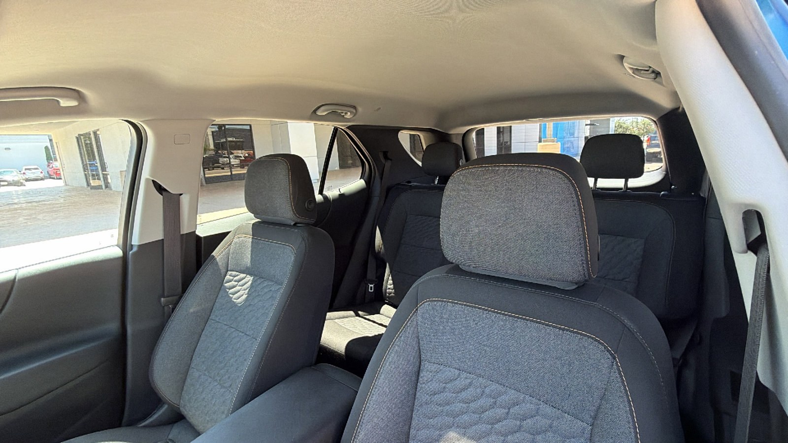 Used 2019 Chevrolet Equinox LT w/ LPO, Floor Liner Package FWD image 7