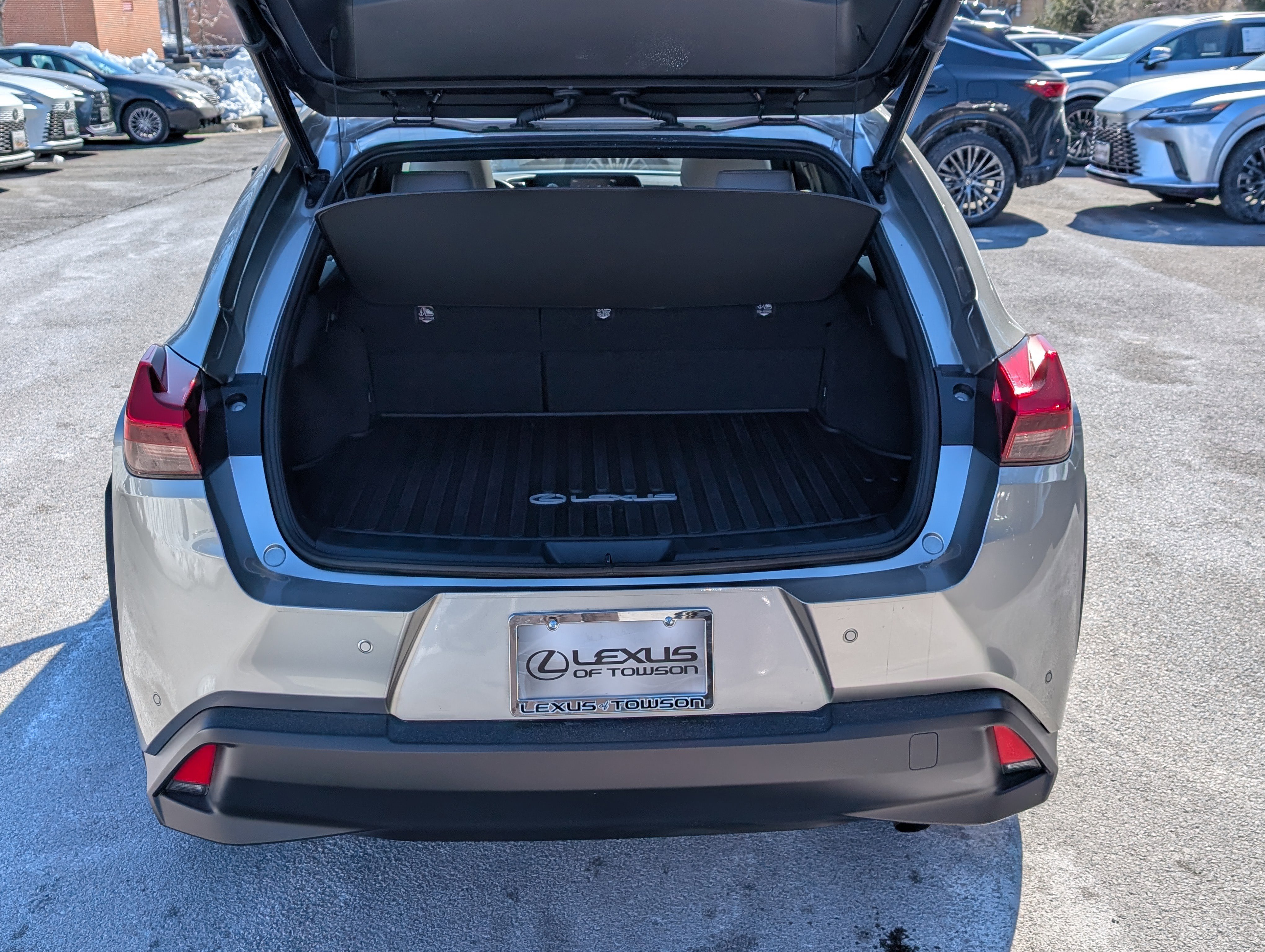 Used 2020 Lexus UX 250h w/ Premium Package image 13