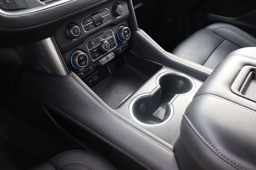 Used 2023 Chevrolet Suburban Z71 w/ Luxury Package image 30