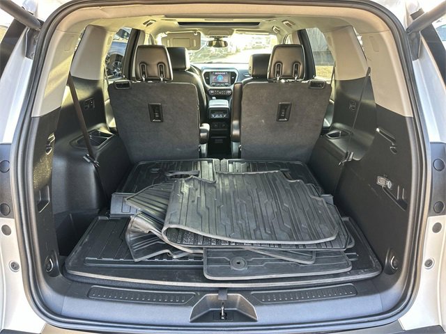 Used 2019 GMC Acadia SLT image 25