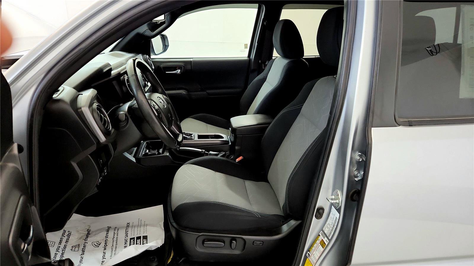 Certified 2023 Toyota Tacoma 4x4 Double Cab image 30