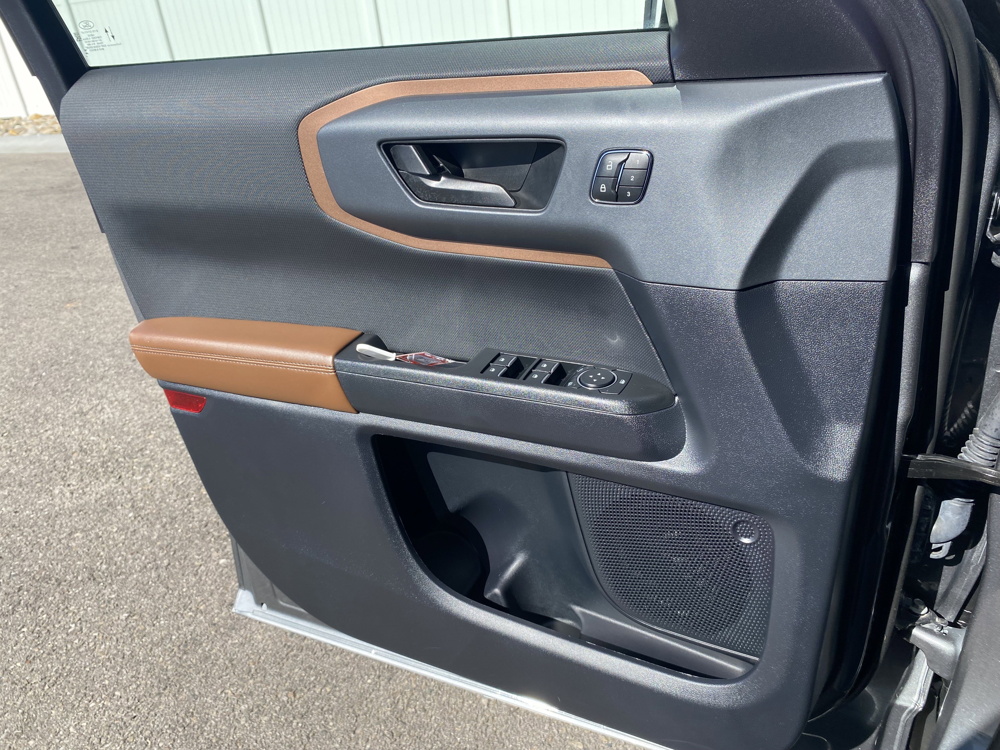 Used 2024 Ford Bronco Sport Outer Banks image 17