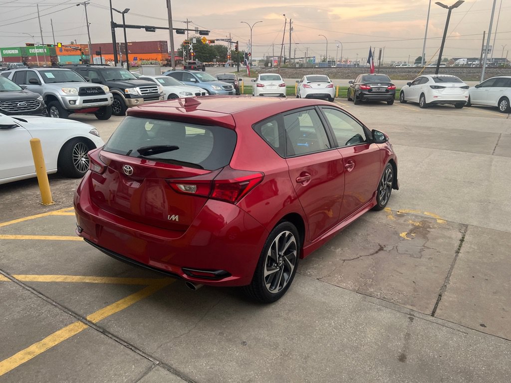 Used 2018 Toyota Corolla iM FWD image 5