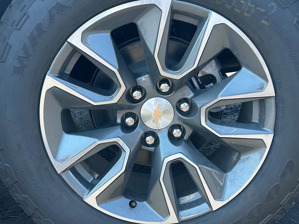 New 2026 Chevrolet Silverado 1500 LT image 24