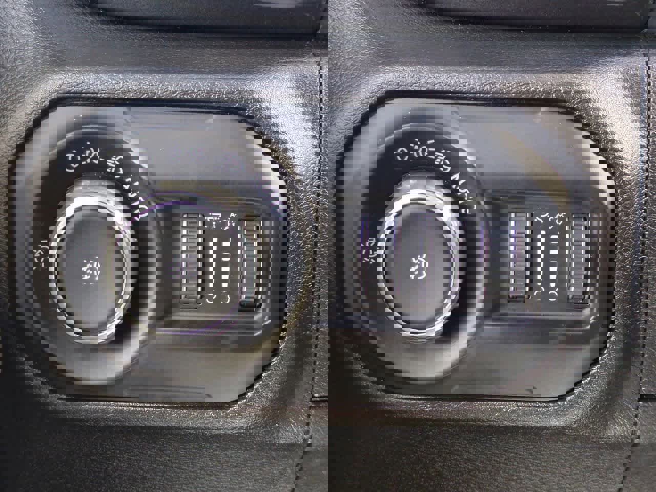 Used 2019 Jeep Wrangler Unlimited Sport image 18