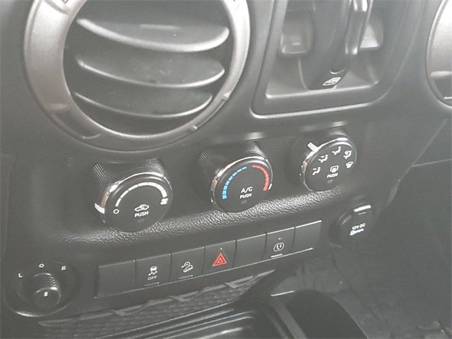 Used 2018 Jeep Wrangler Unlimited Sport image 18