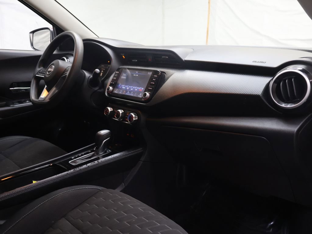 Used 2023 Nissan Kicks SV FWD image 11