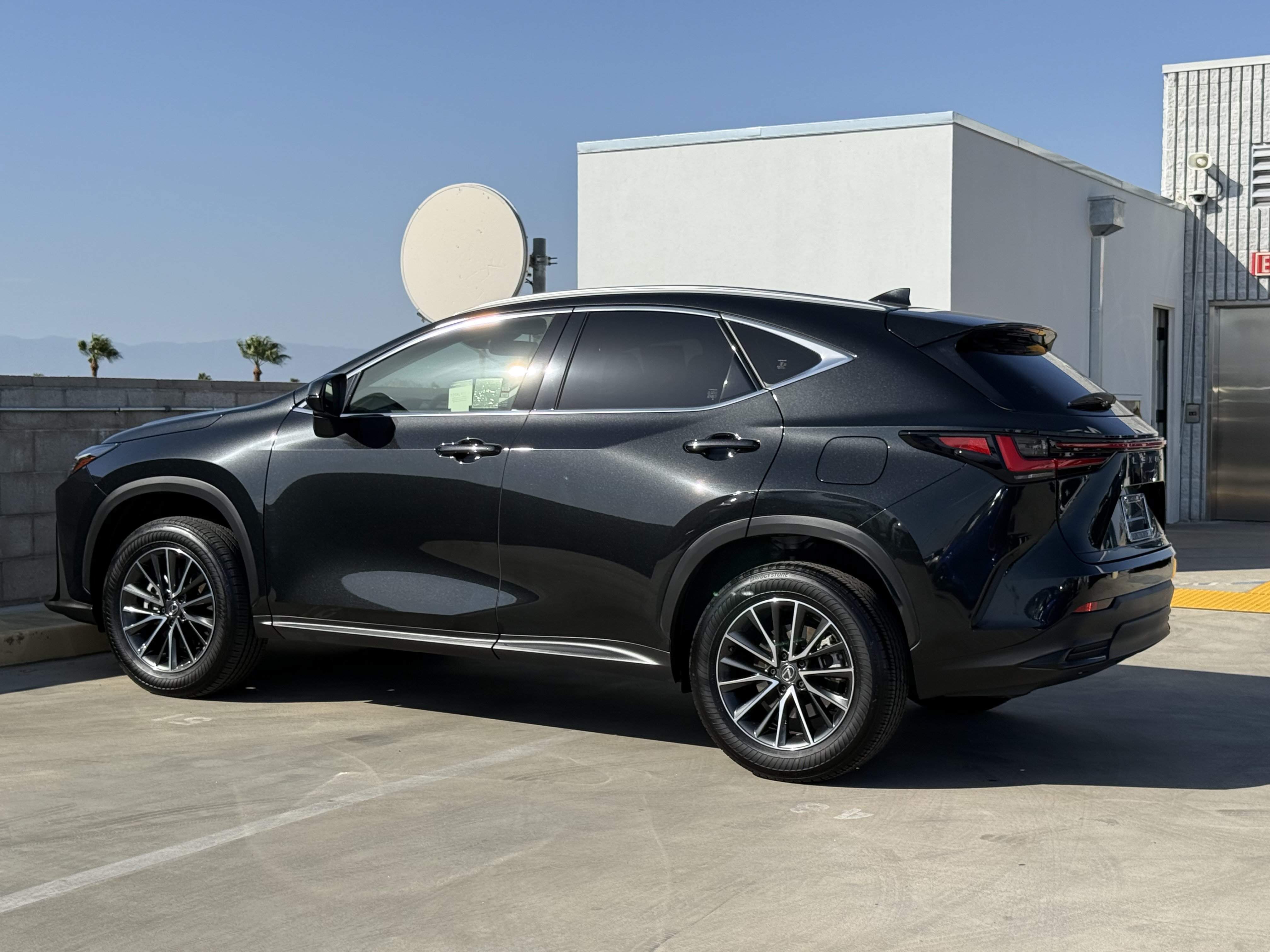Certified 2025 Lexus NX 250 FWD w/ Premium Package image 10