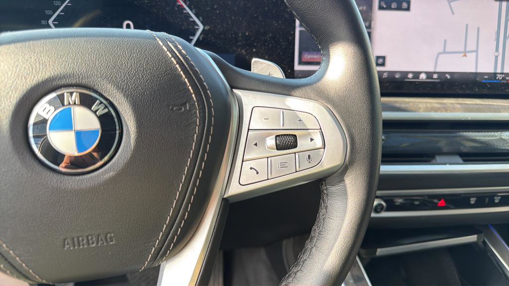 Used 2024 BMW X7 xDrive40i w/ Climate Comfort Package image 23