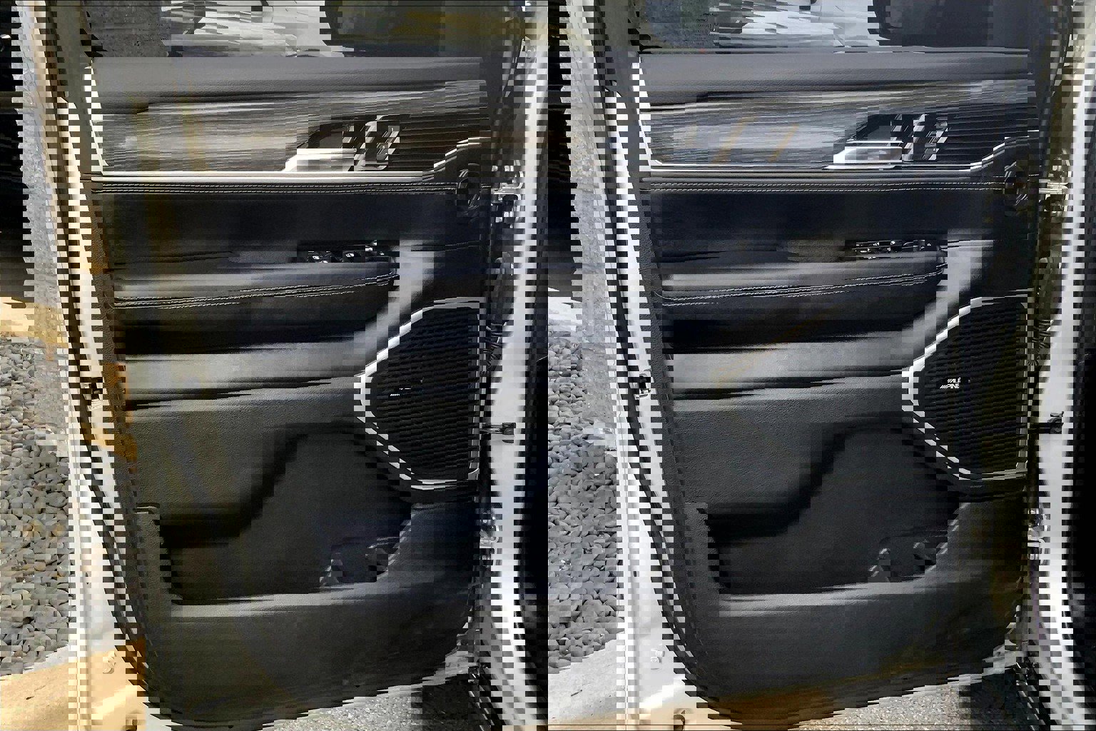 Used 2022 Jeep Wagoneer Series II image 24