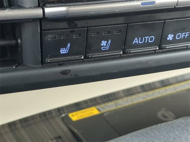 Certified 2023 Toyota Sienna Platinum image 24