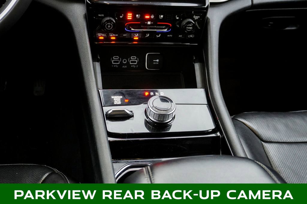 Used 2023 Jeep Grand Cherokee Limited w/ Luxury Tech Group II image 14