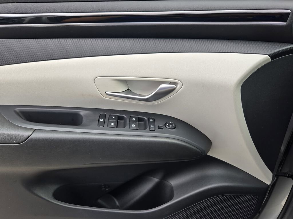 Certified 2024 Hyundai Tucson SEL FWD image 28