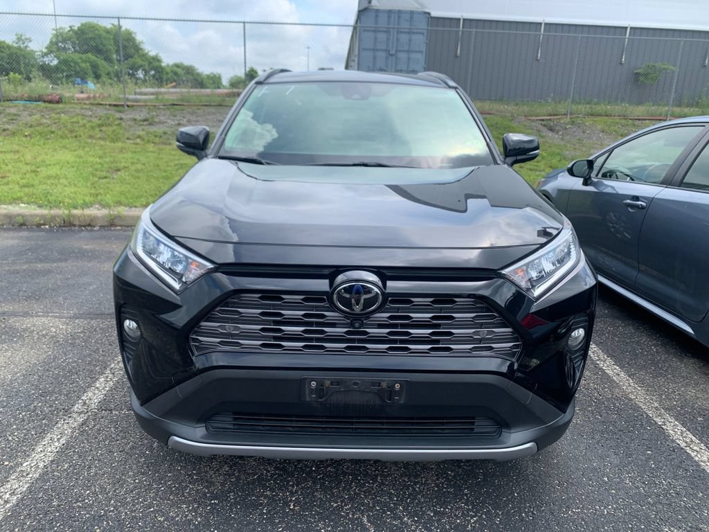 Used 2019 Toyota RAV4 Limited w/ Advanced Technology Package AWD/4WD image 7