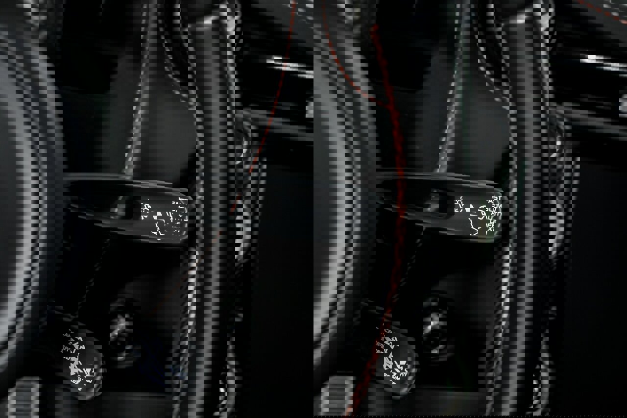 Used 2018 McLaren 720S Performance image 31