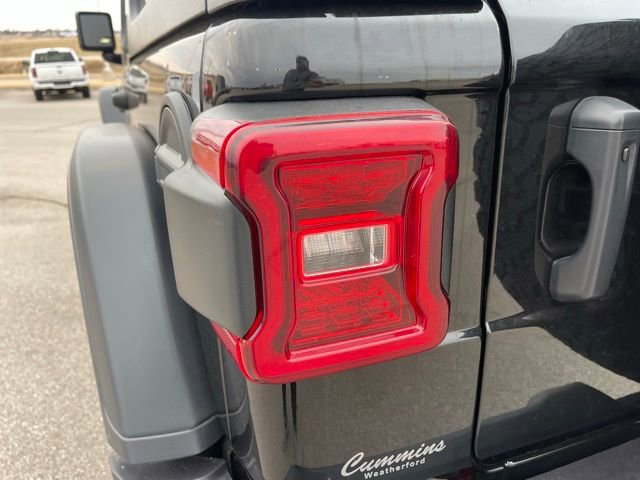 Used 2025 Jeep Wrangler Unlimited Rubicon image 10