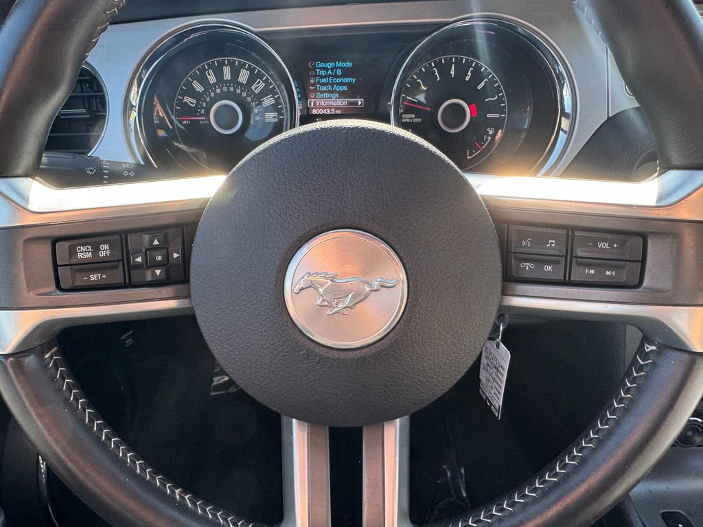 Used 2014 Ford Mustang Premium RWD image 23
