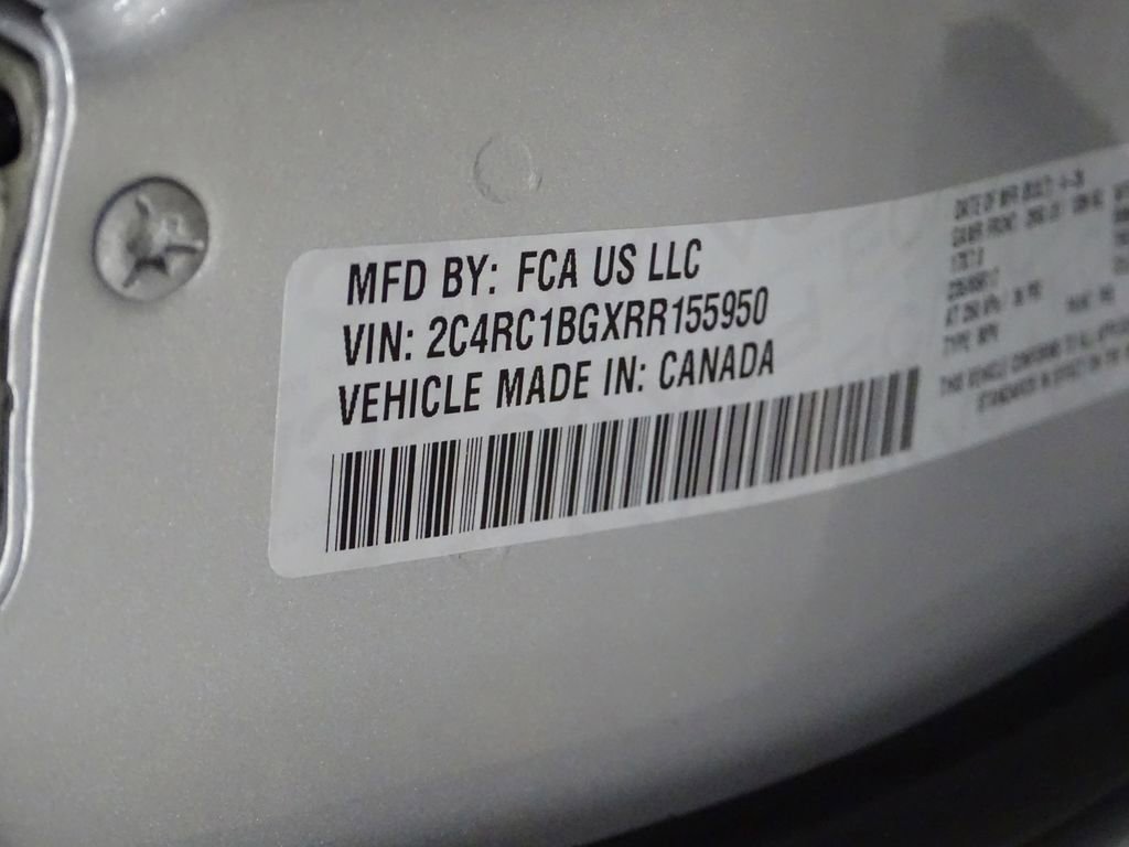 Used 2024 Chrysler Pacifica Touring-L image 22