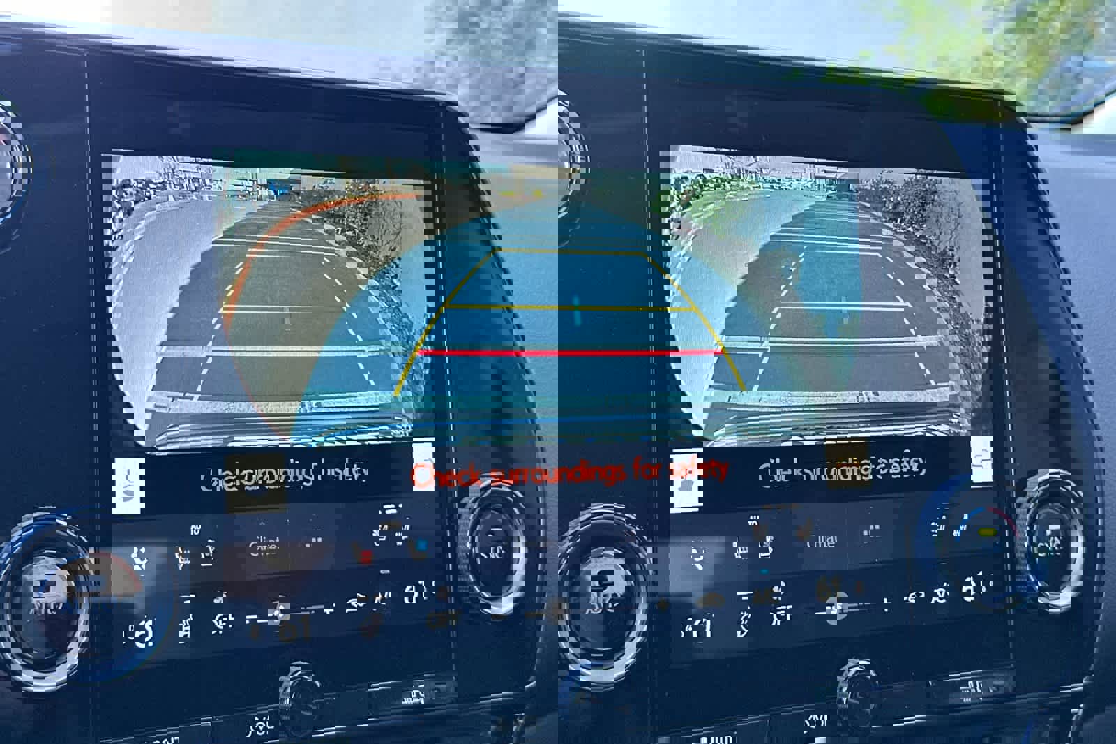 Used 2025 Lexus NX 350h AWD w/ Accessory Package (2T) image 21