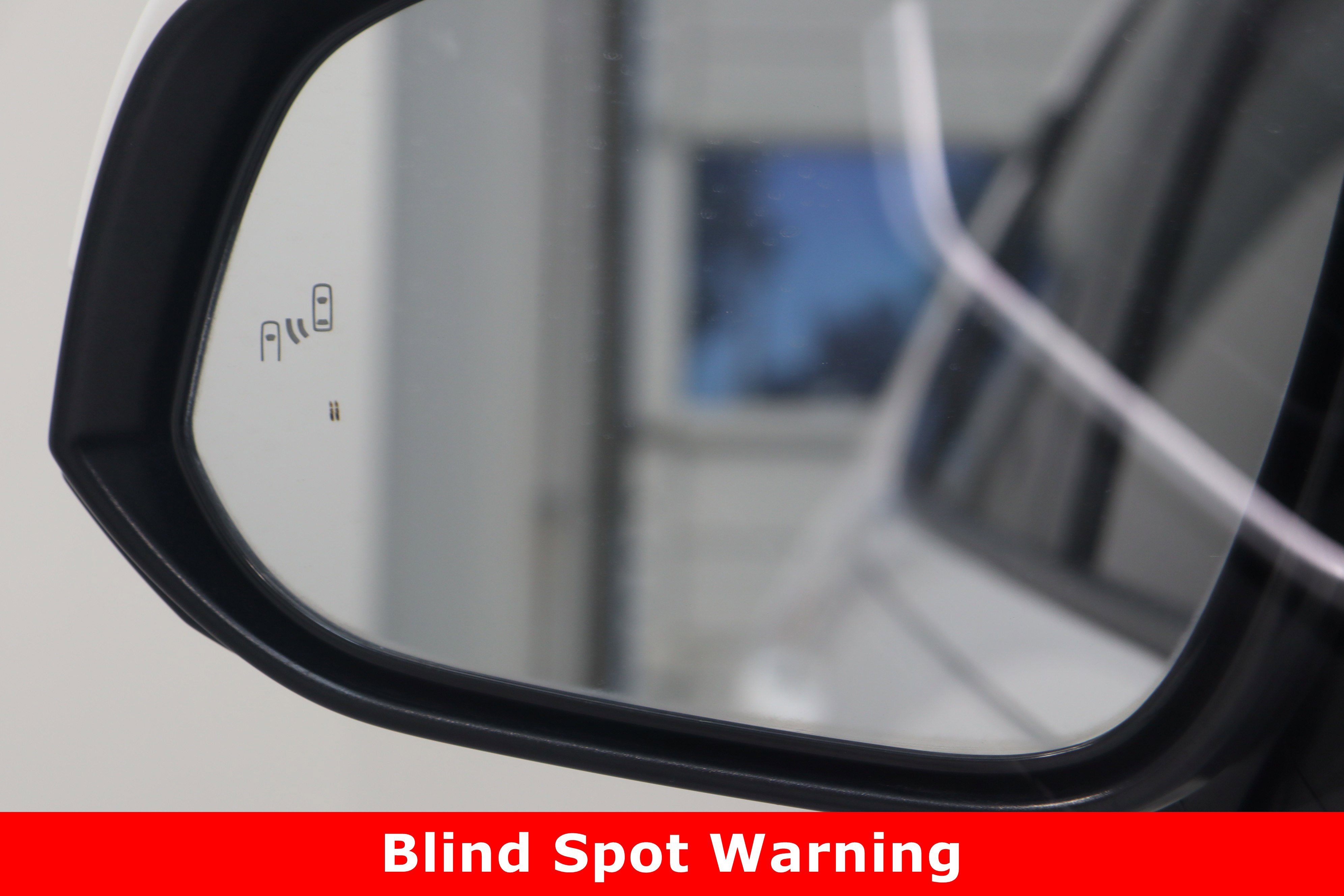 Used 2021 Toyota RAV4 XLE w/ Carpet Mat Package (TMS) image 22