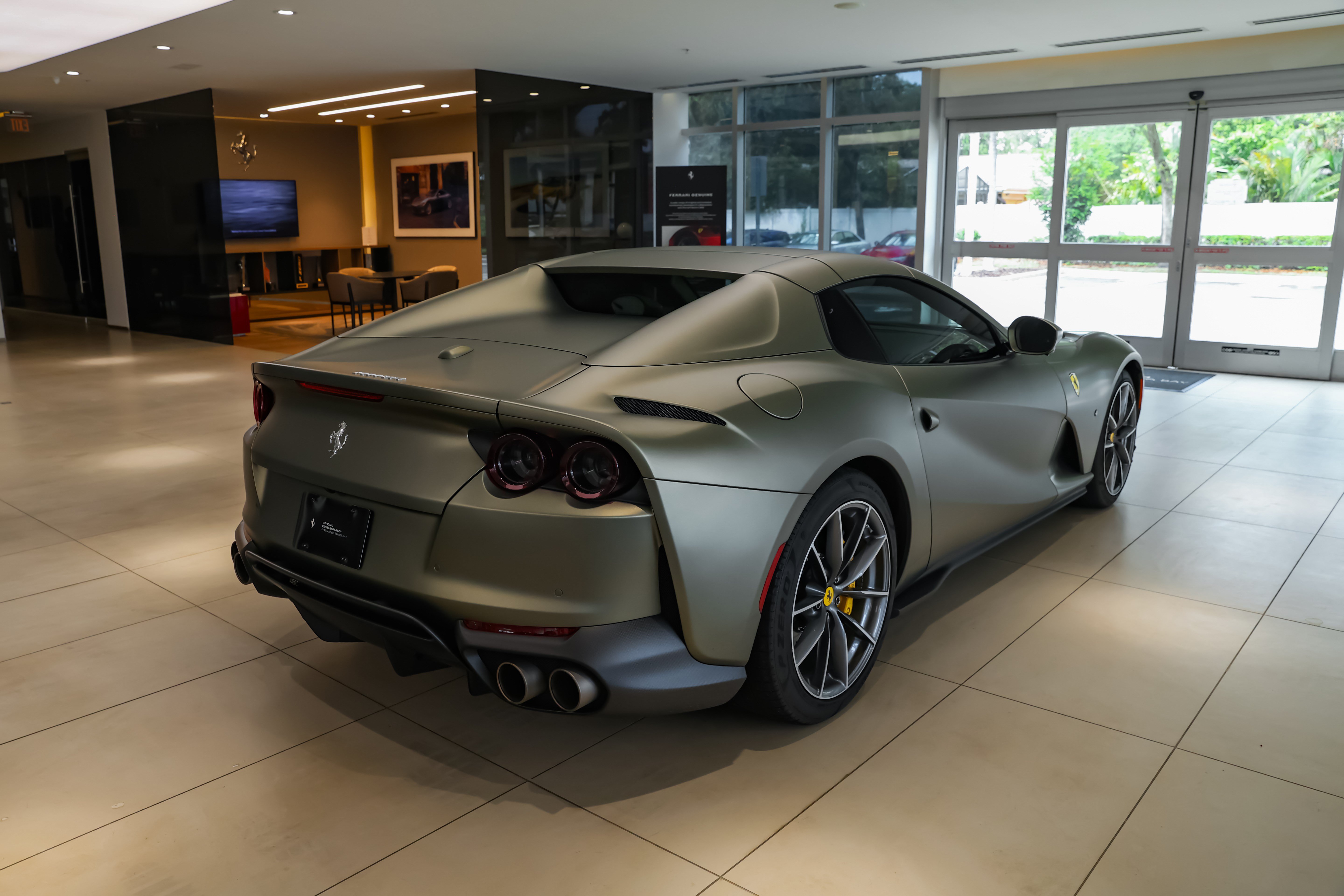 Used 2021 Ferrari 812 GTS RWD image 26