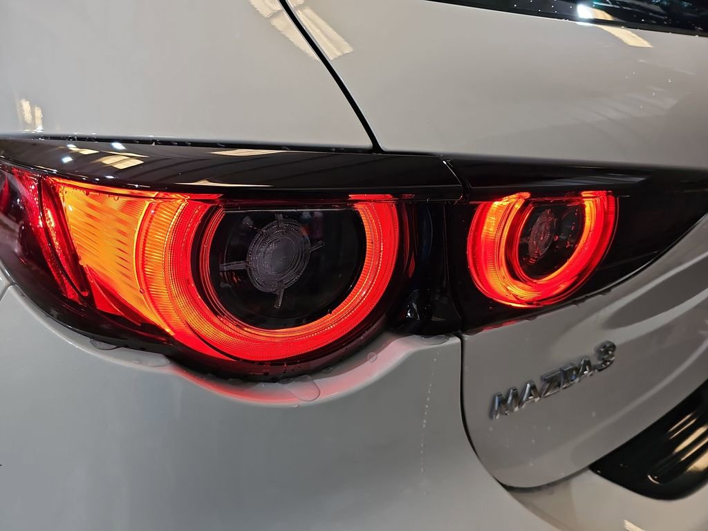 New 2026 MAZDA MAZDA3 2.5 S Hatchback w/ Premium Pkg image 28