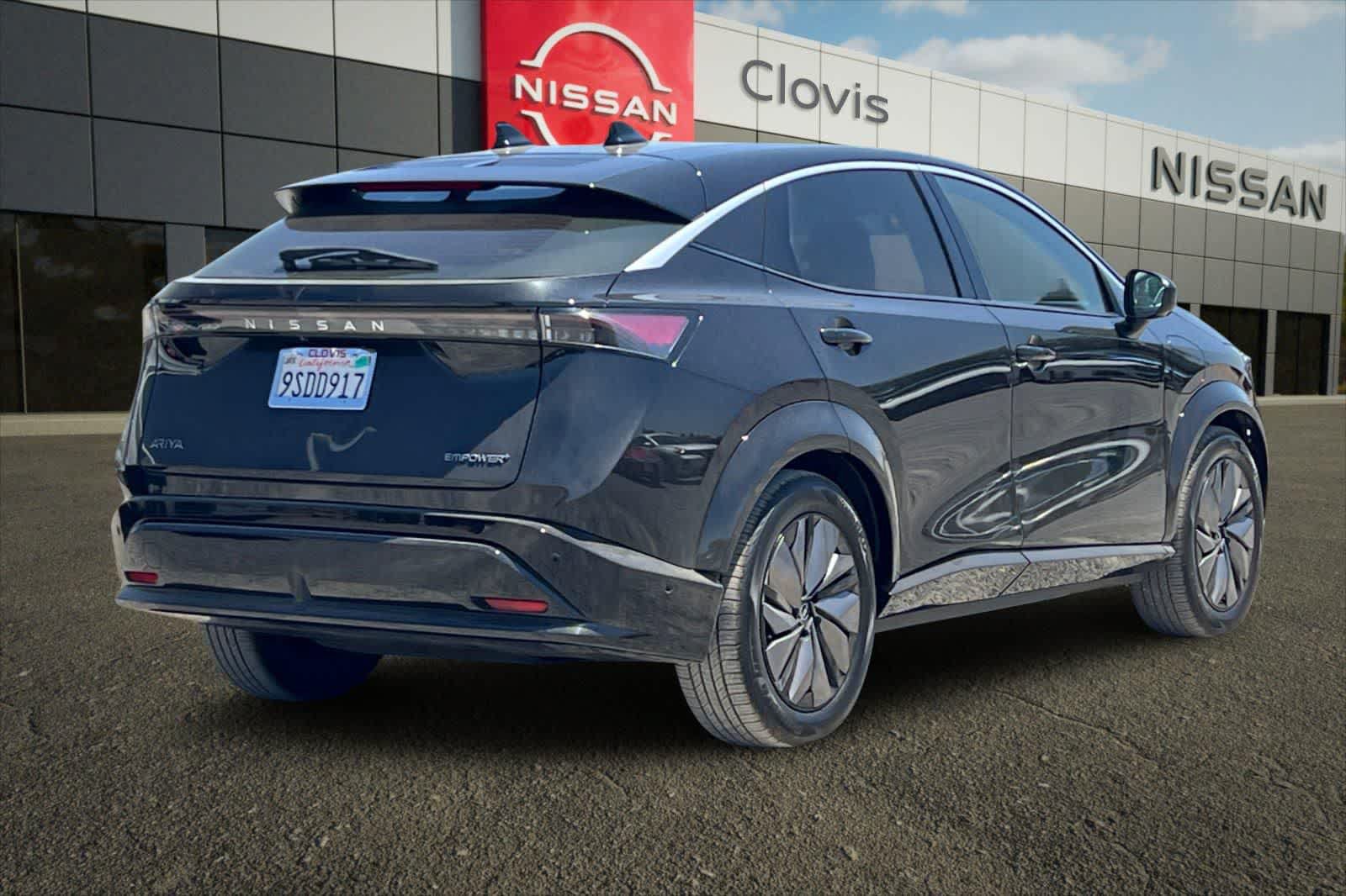Certified 2024 Nissan Ariya FWD image 3