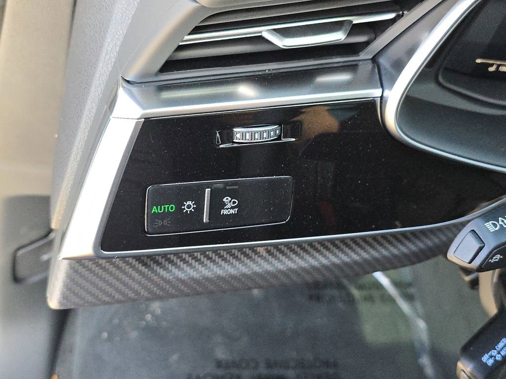 New 2026 Audi SQ8 Prestige image 29