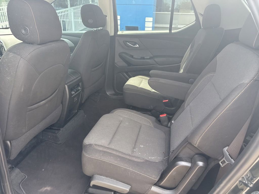 Used 2021 Chevrolet Traverse LT FWD image 11