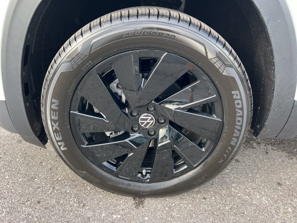 New 2026 Volkswagen Atlas SE image 7