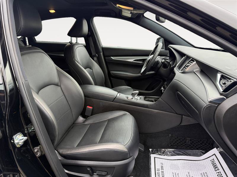 Used 2023 INFINITI QX55 Luxe w/ Cargo Package image 16