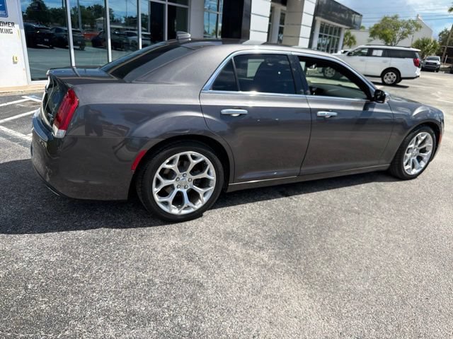 Used 2018 Chrysler 300 C w/ Safetytec Plus Group RWD image 8