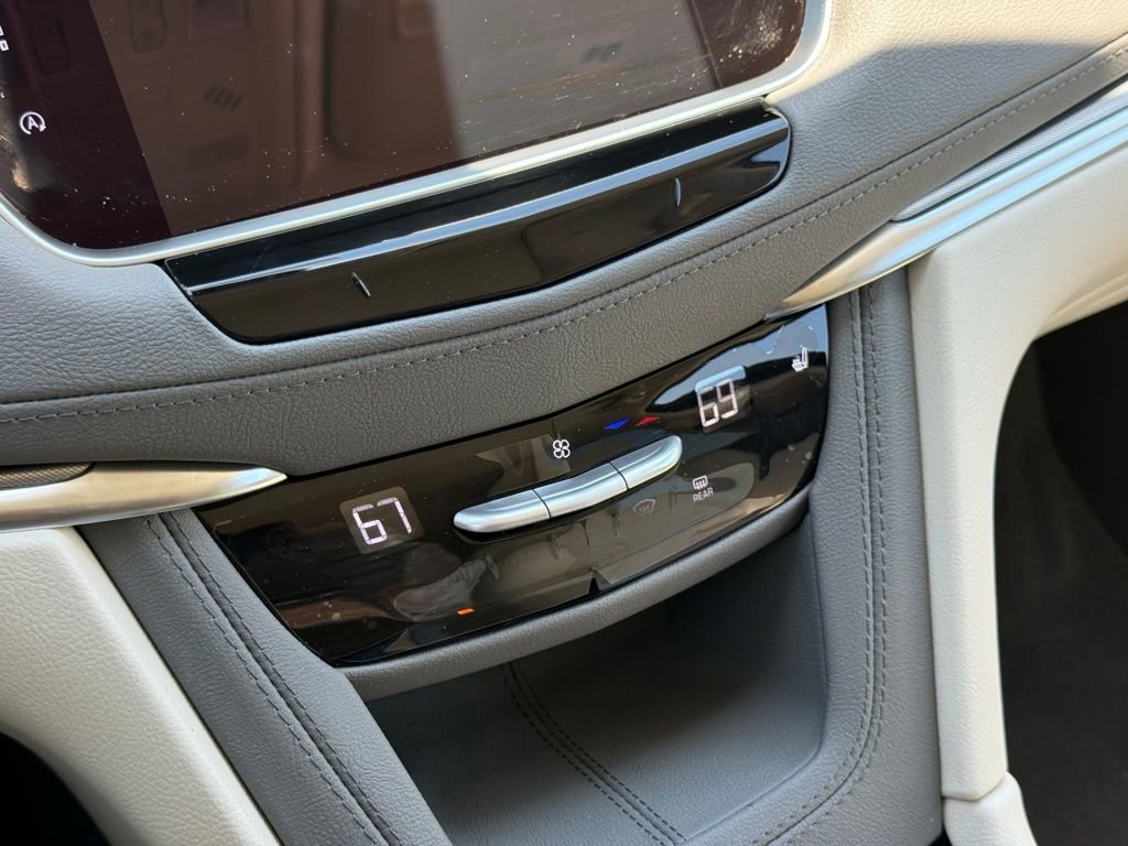 New 2026 Cadillac XT5 Premium Luxury FWD image 29
