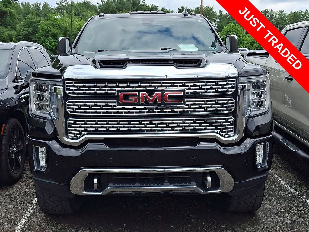 Used 2022 GMC Sierra 2500 Denali w/ Denali Ultimate Package AWD/4WD image 2