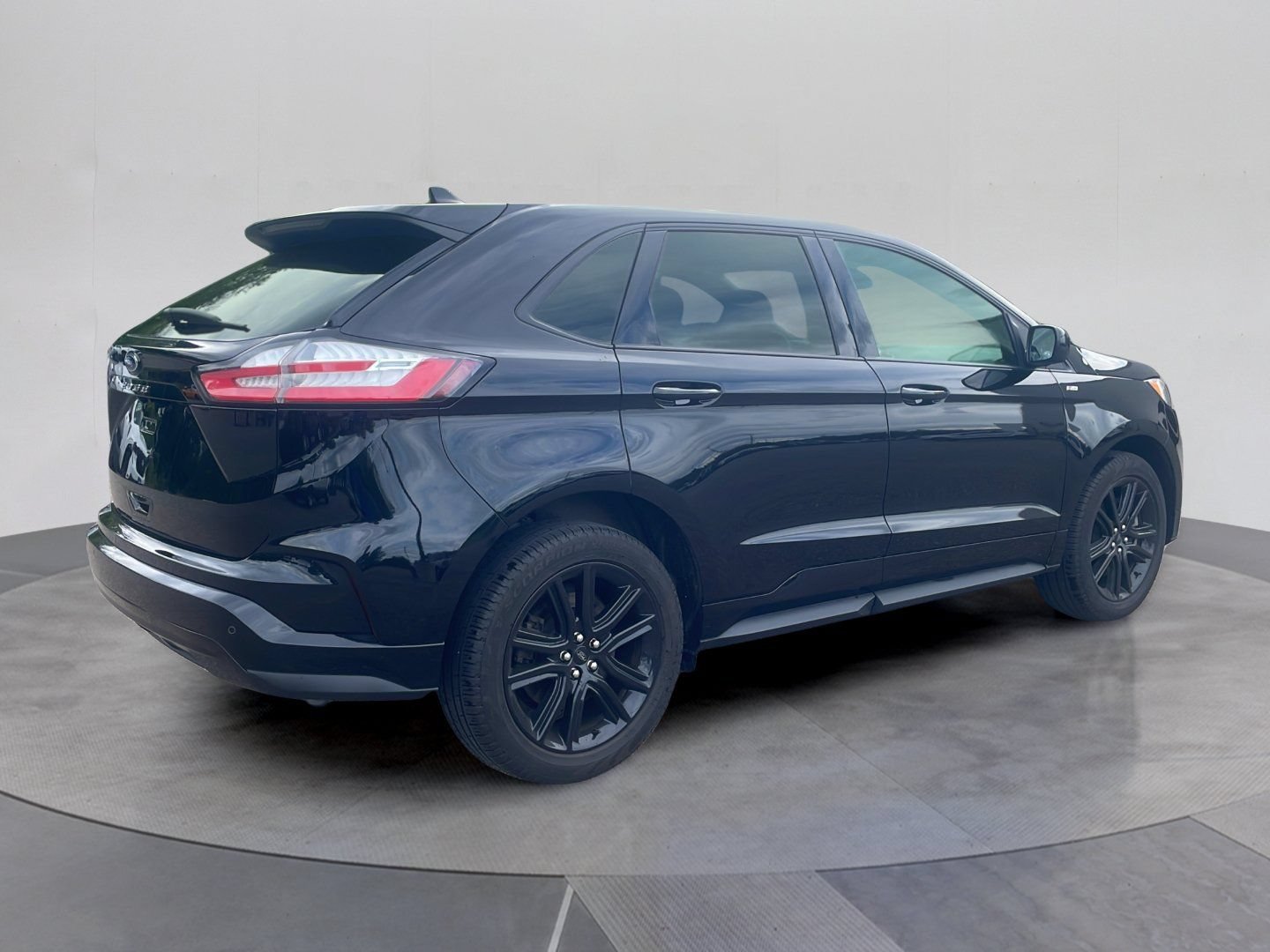 Certified 2024 Ford Edge ST-Line AWD/4WD image 7