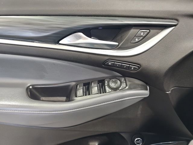 Used 2021 Buick Enclave Premium w/ Sun and Sites Package image 11