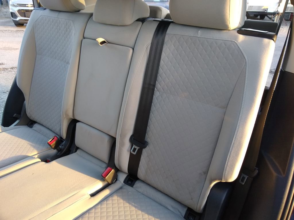 Used 2021 Volkswagen Tiguan S image 30