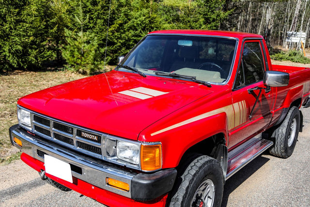 Used 1986 Toyota Pickup 4x4 Regular Cab Turbo image 53