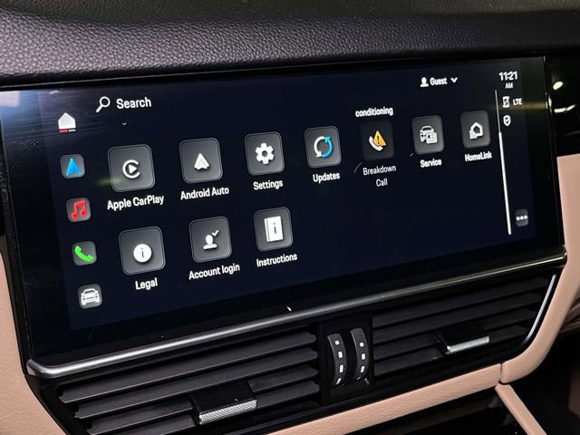 Used 2023 Porsche Cayenne image 28