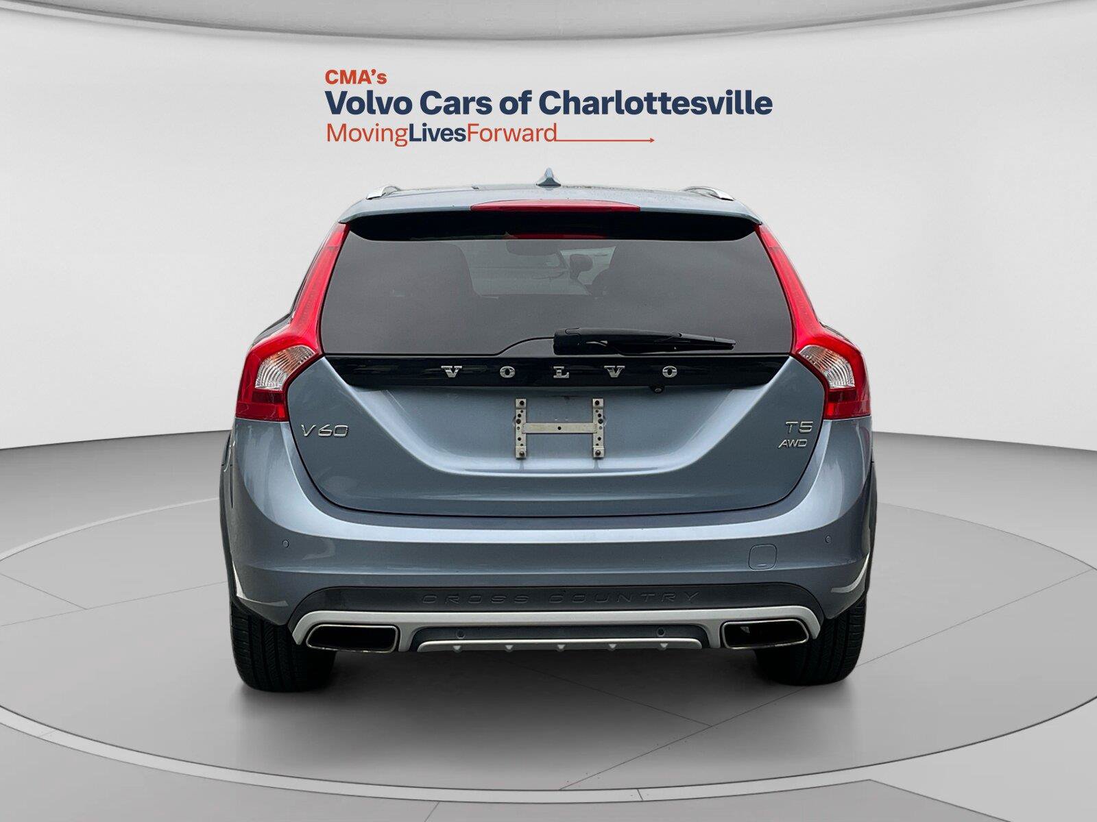 Used 2018 Volvo V60 T5 Cross Country AWD/4WD image 4