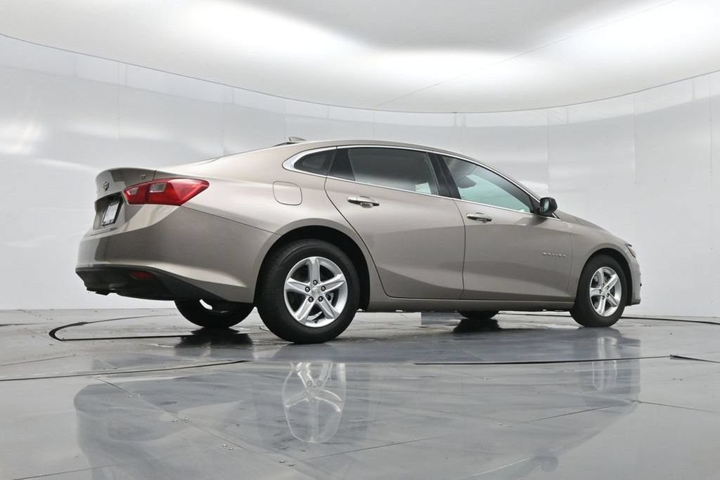 Used 2023 Chevrolet Malibu LT FWD image 53