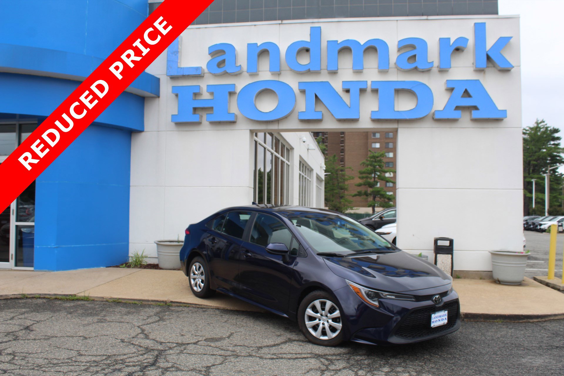 Used 2022 Toyota Corolla LE