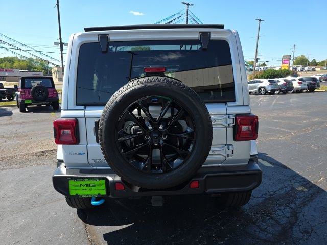 Used 2023 Jeep Wrangler Unlimited Sahara w/ Cold Weather Group image 5