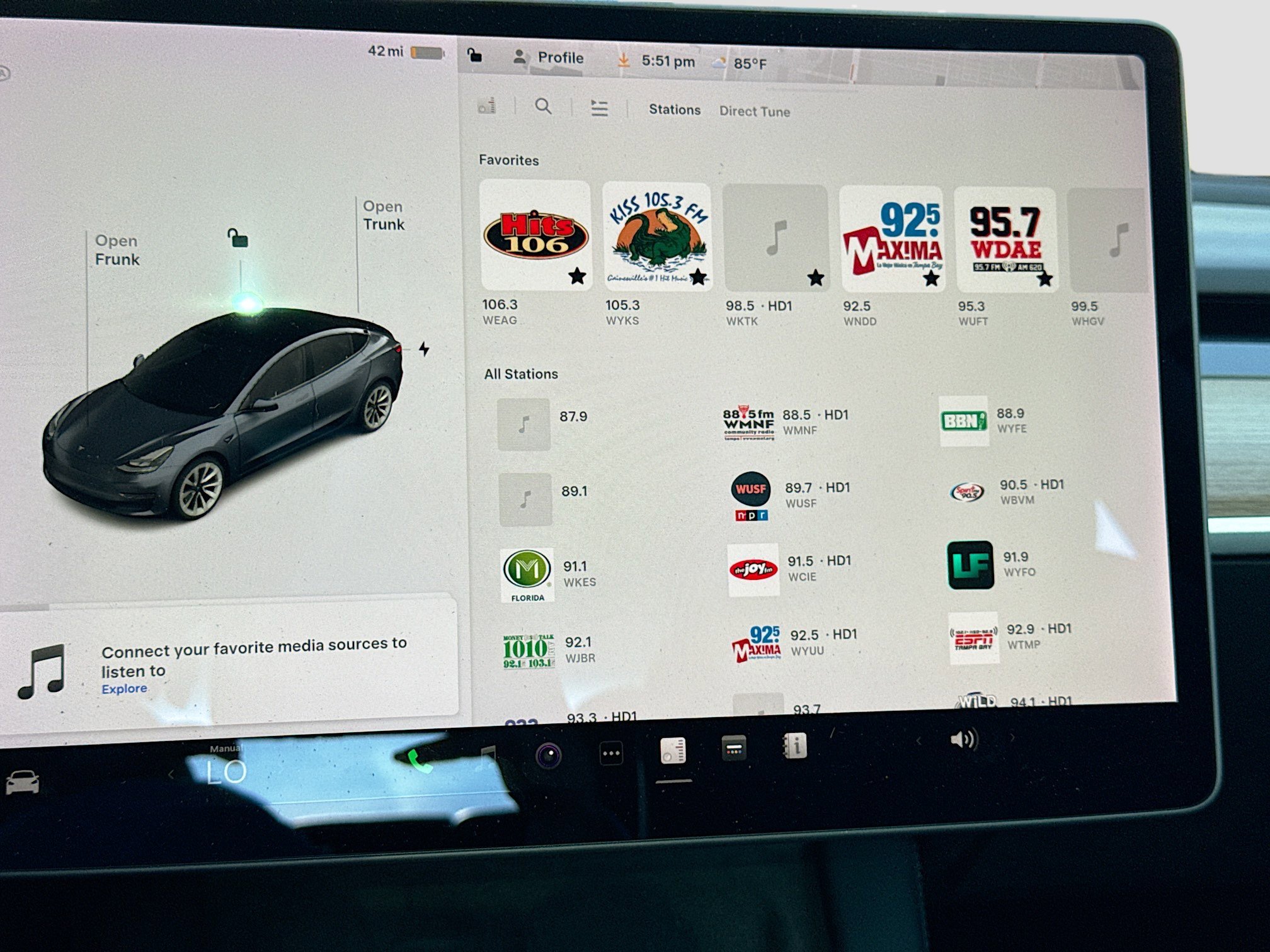 Used 2021 Tesla Model 3 Standard Range Plus image 30