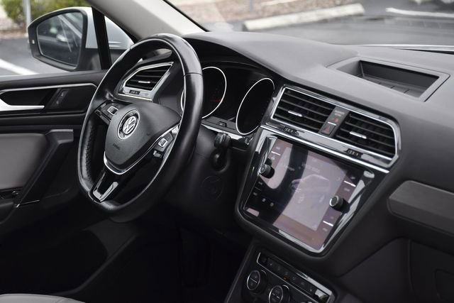 Used 2018 Volkswagen Tiguan SE FWD image 27